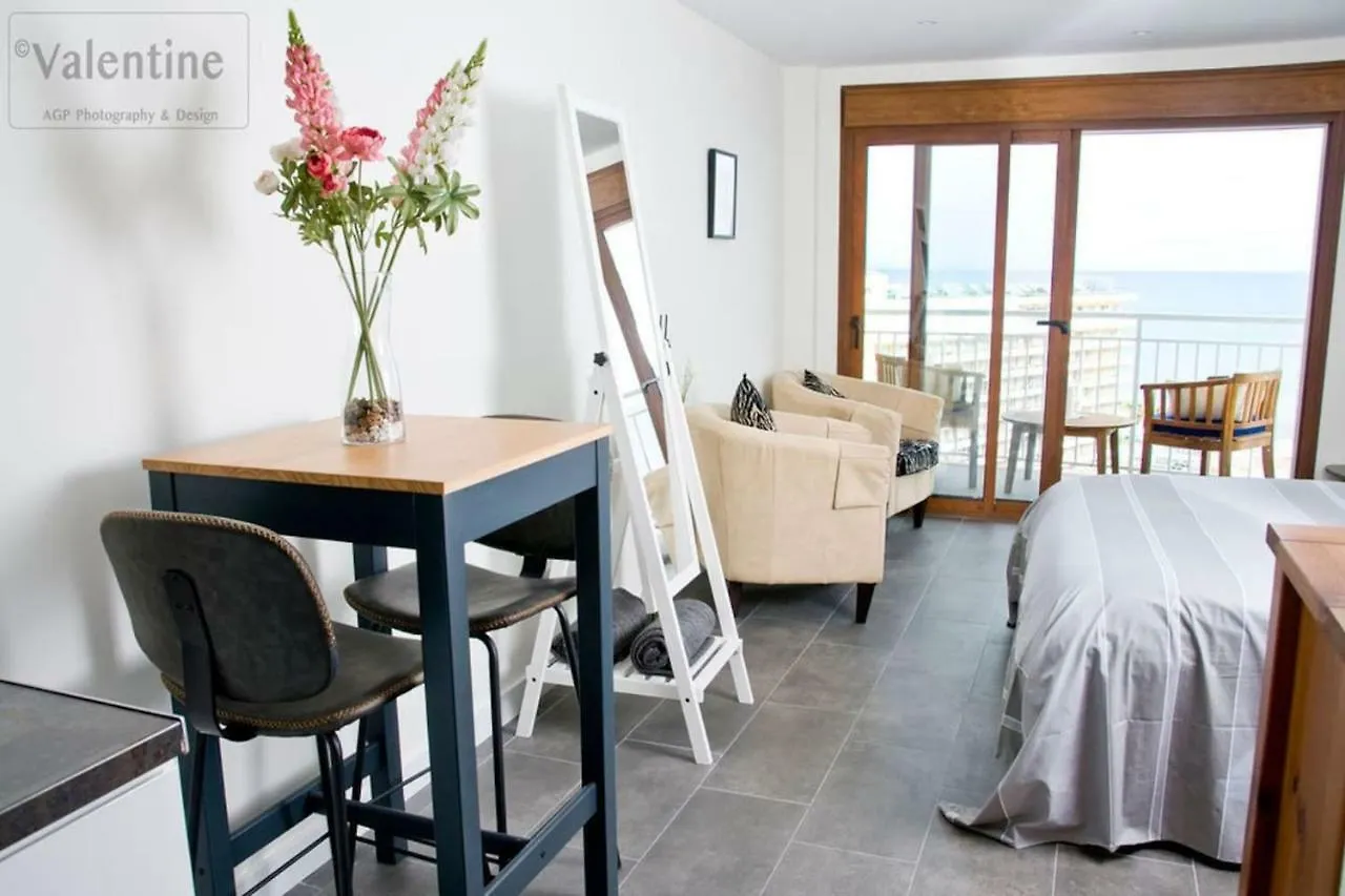 Stunning Studio.Seaview With Balcony And Pool. Lejlighed Torremolinos
