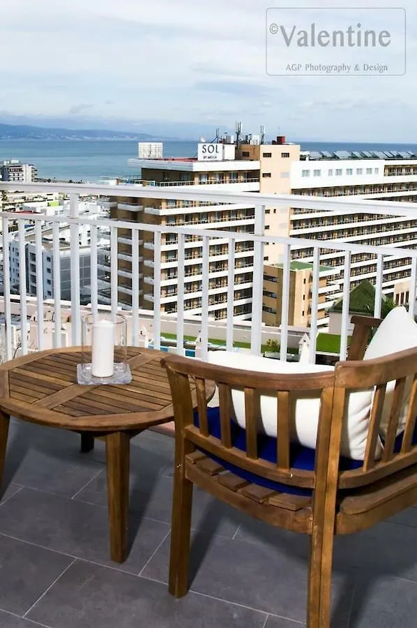 Stunning Studio.Seaview With Balcony And Pool. Lejlighed Torremolinos