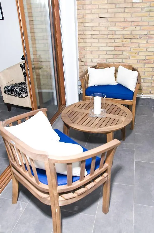 Stunning Studio.Seaview With Balcony And Pool. Lejlighed Torremolinos